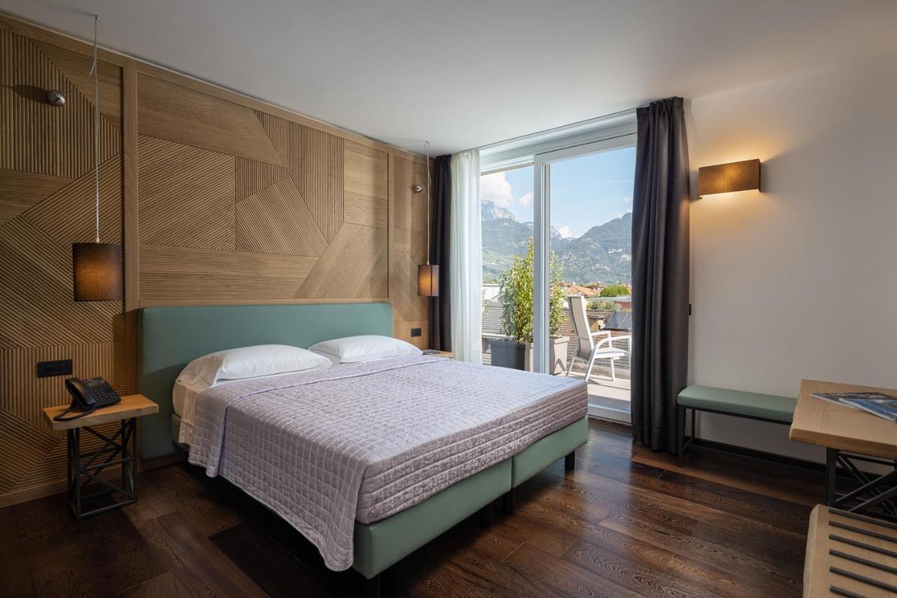Aris Apartments & Sky Pool - Tonelli Hotels - Adult Friendly Рива-дель-Гарда Екстер'єр фото
