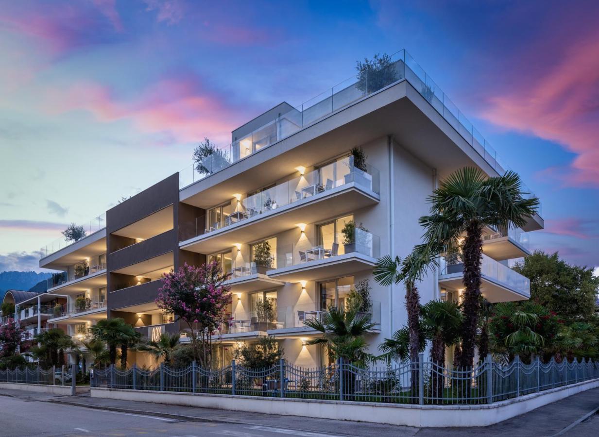 Aris Apartments & Sky Pool - Tonelli Hotels - Adult Friendly Рива-дель-Гарда Екстер'єр фото